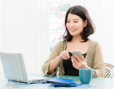 Why Beginners Should Start with Affiliate Marketing